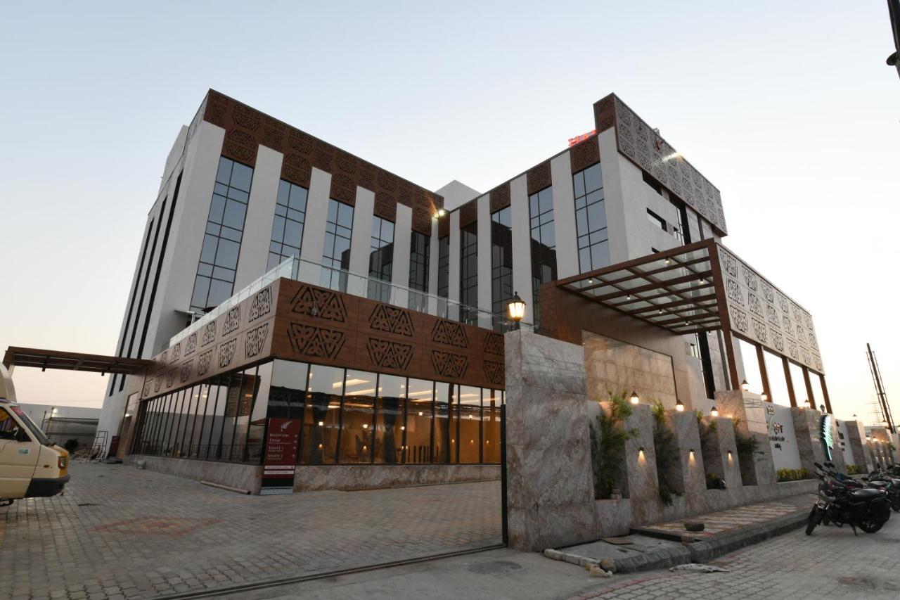 Harsha The Fern Shivamogga Hotel Ngoại thất bức ảnh