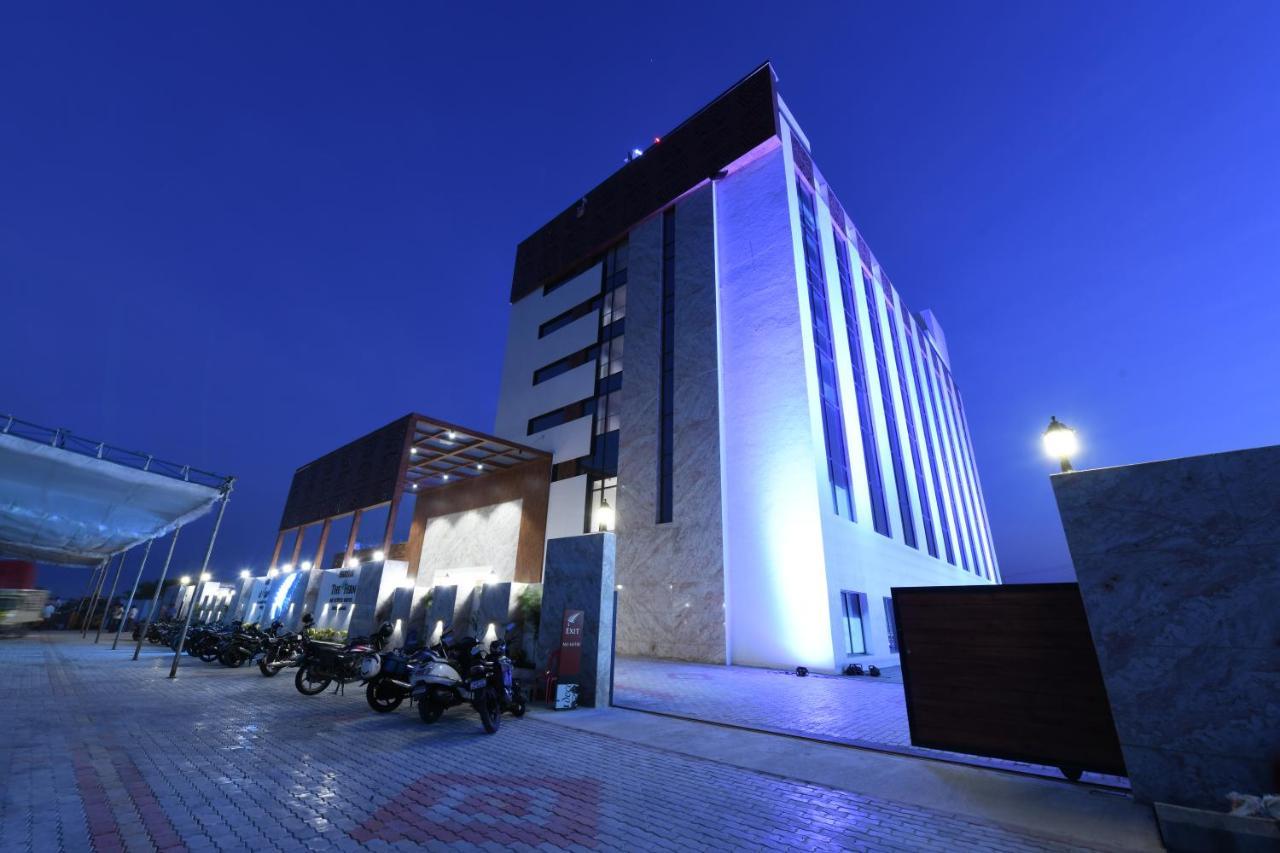 Harsha The Fern Shivamogga Hotel Ngoại thất bức ảnh