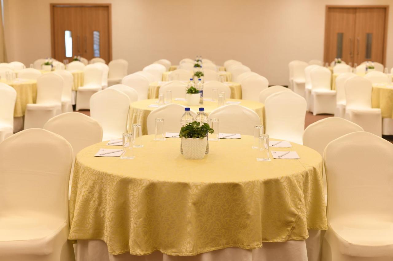 Harsha The Fern Shivamogga Hotel Ngoại thất bức ảnh